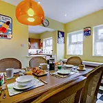 3 Bed In Oc-p30205 *
