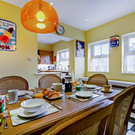 Nyaraló Post Office -